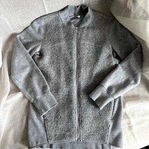 Lululemon 🍋 Light Heathered Grey Zip-Up Bomber